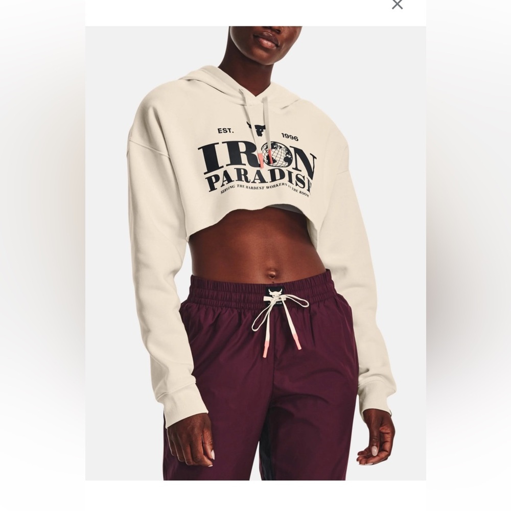 Under Armour Gray and Pink Athletic Top cropped project rock bull hoodie XS